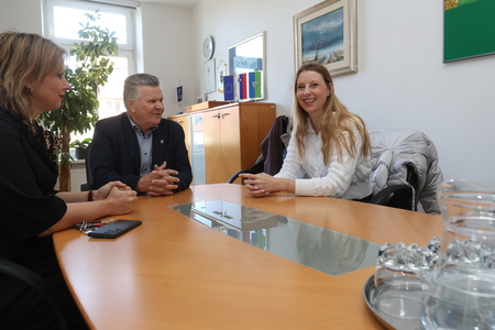 SPREJEM EVROPSKE POSLANKE ZALE TOMAŠIČ 01 FOTO LJUBO VUKELIČ